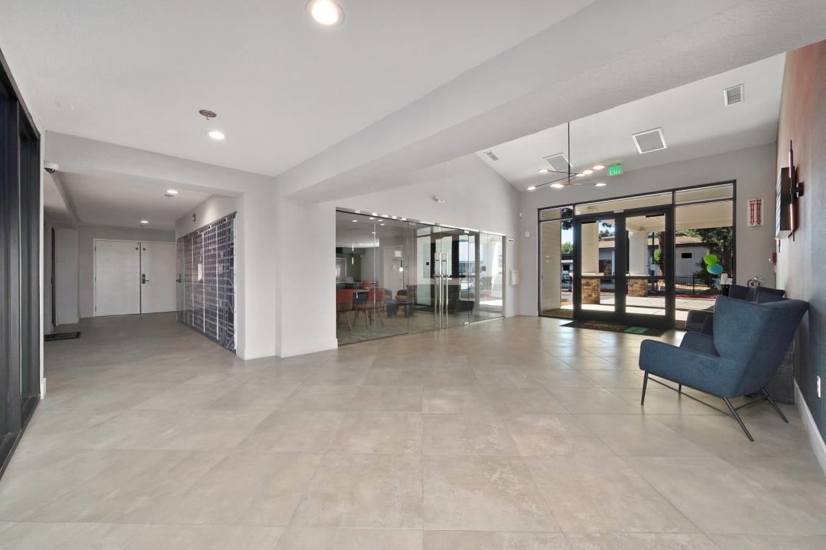 Apartments Near Sacramento State Track 281 Apartments